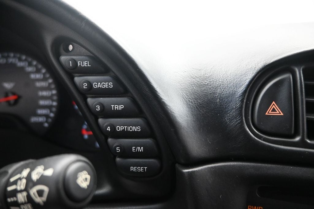 2004 Chevrolet Corvette Base