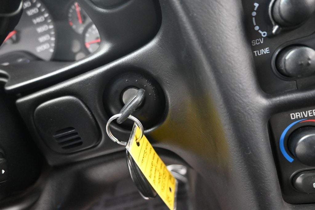 2004 Chevrolet Corvette Base