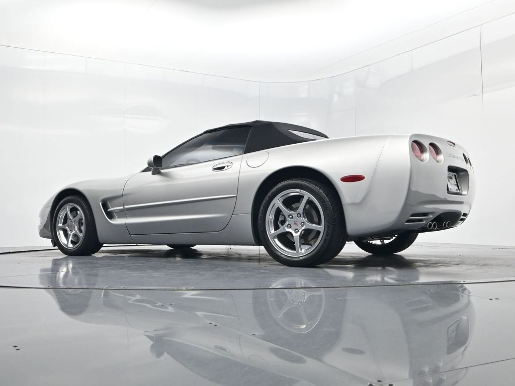 2004 Chevrolet Corvette Base