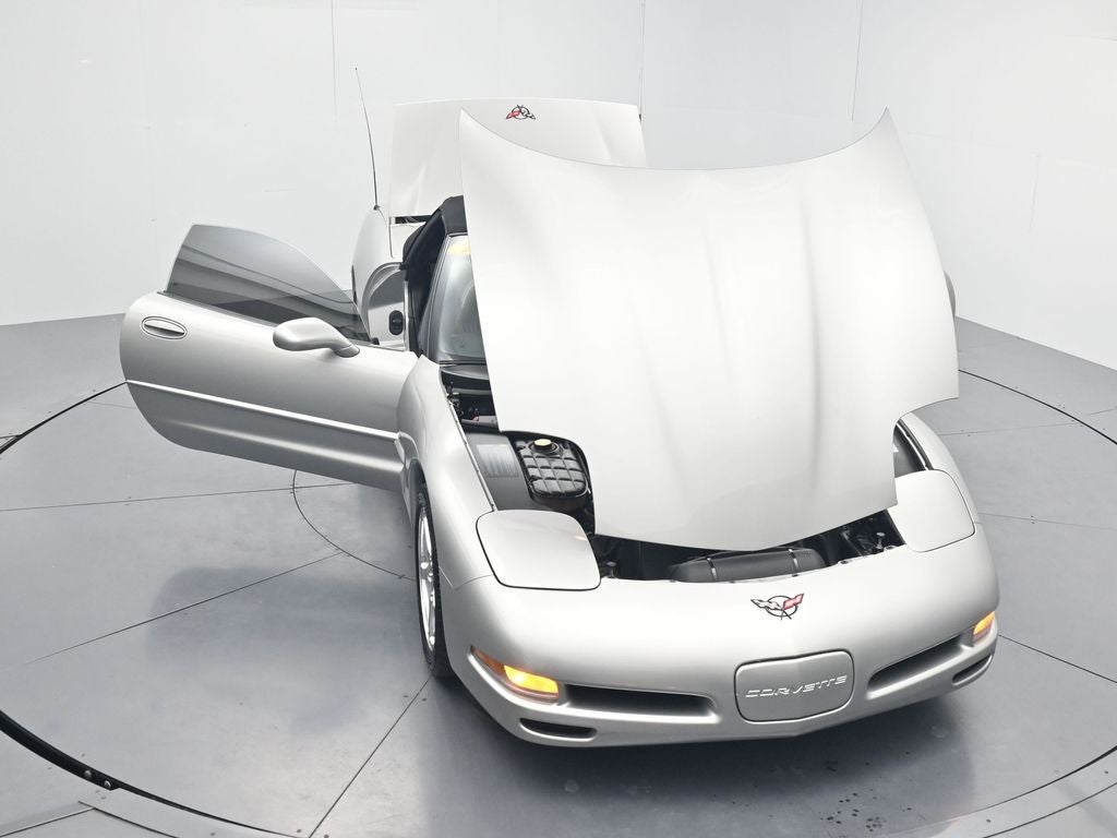 2004 Chevrolet Corvette Base