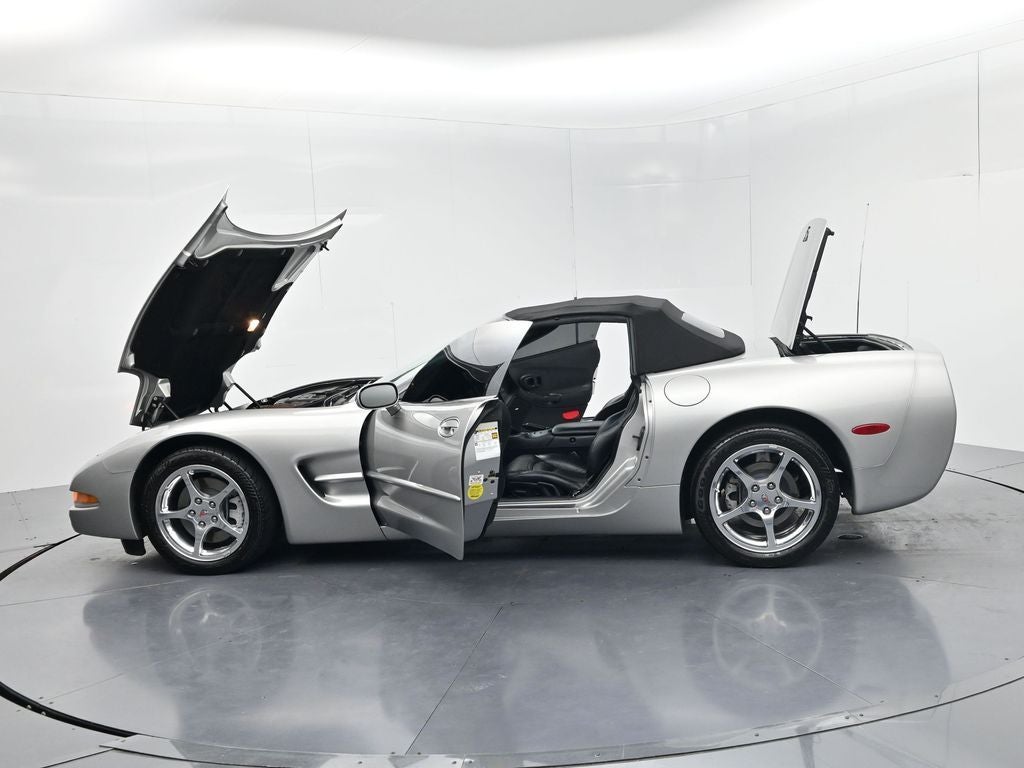 2004 Chevrolet Corvette Base
