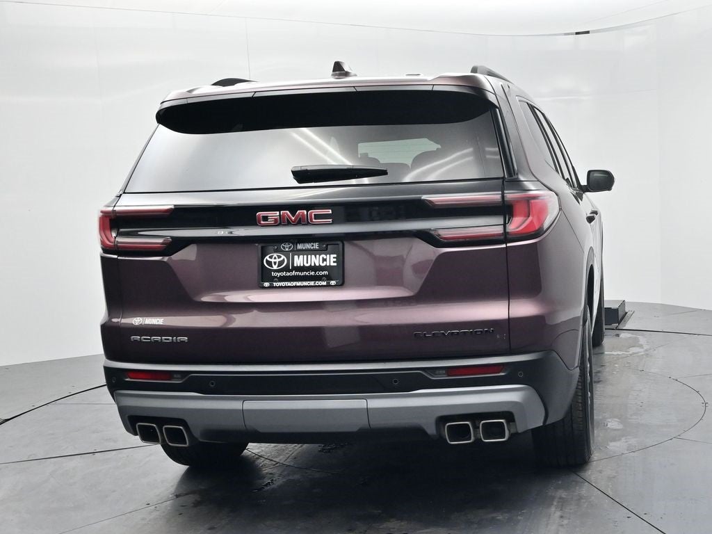 2025 GMC Acadia Elevation