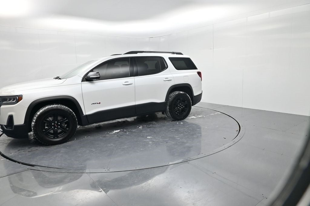 2022 GMC Acadia AT4