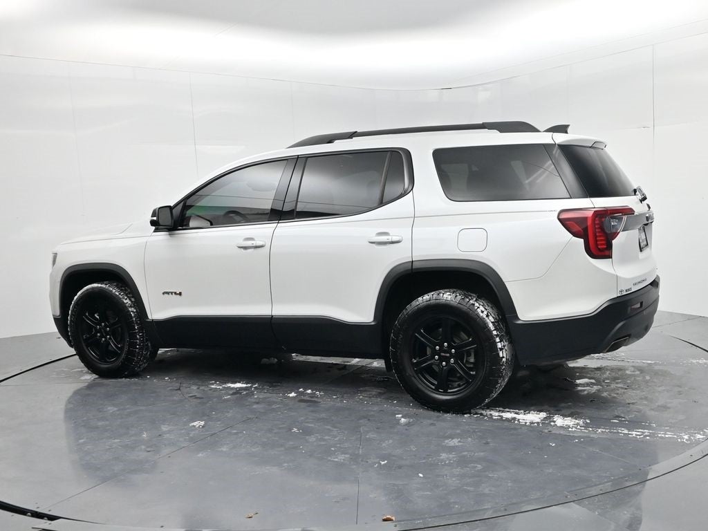 2022 GMC Acadia AT4