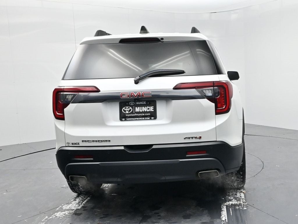 2022 GMC Acadia AT4