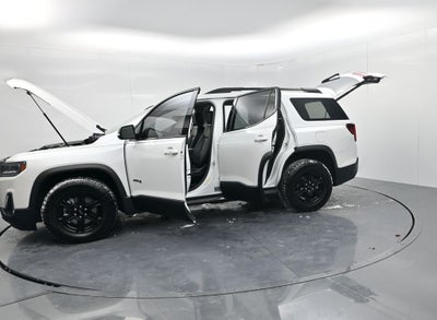 2022 GMC Acadia AT4