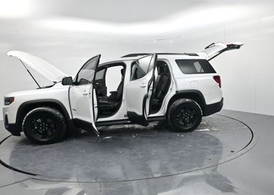 2022 GMC Acadia AT4