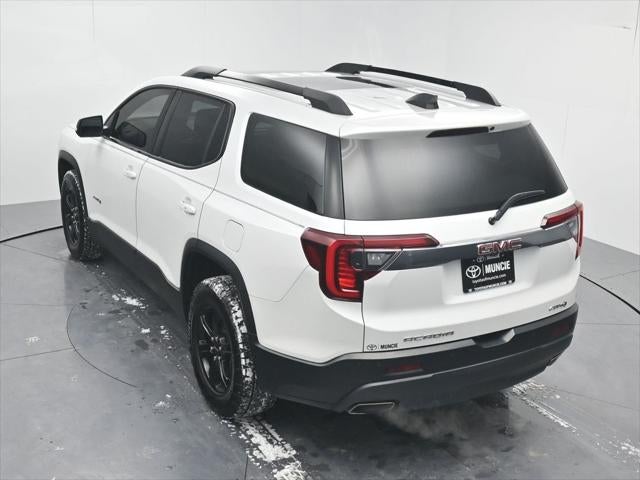 2022 GMC Acadia AT4