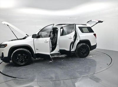 2022 GMC Acadia AT4