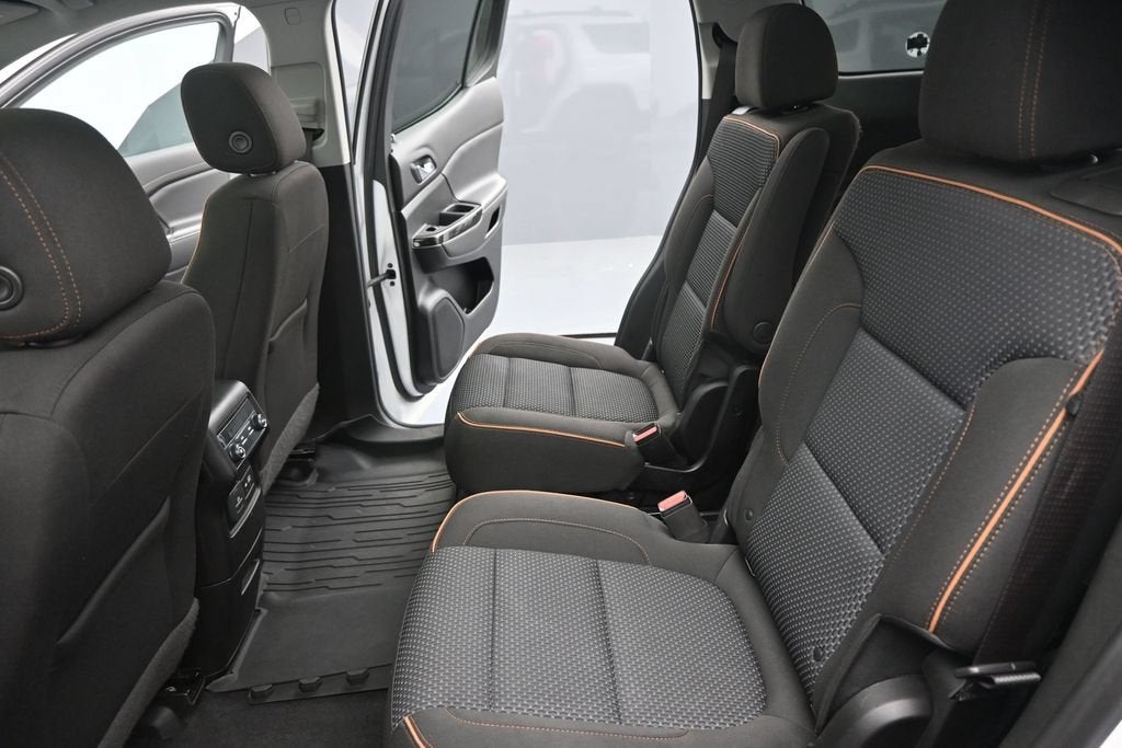2021 GMC Acadia AT4