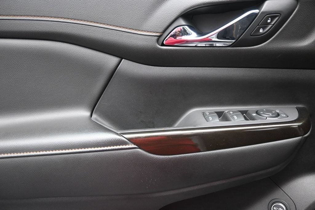2021 GMC Acadia AT4