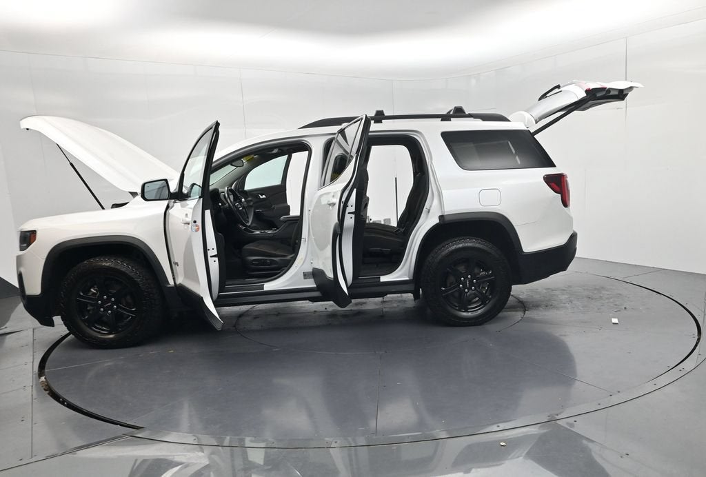 2021 GMC Acadia AT4