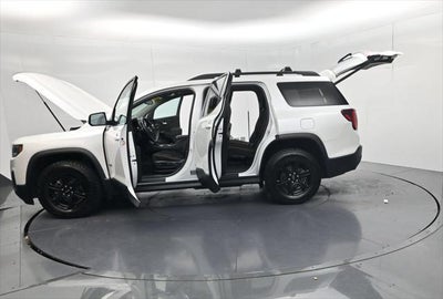 2021 GMC Acadia AT4