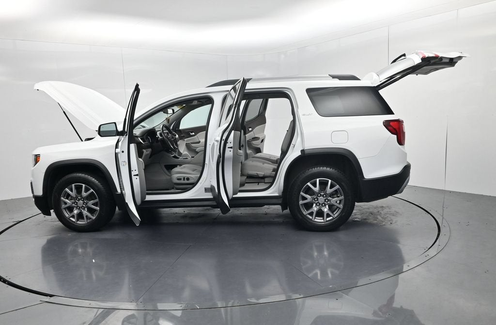 2021 GMC Acadia SLT
