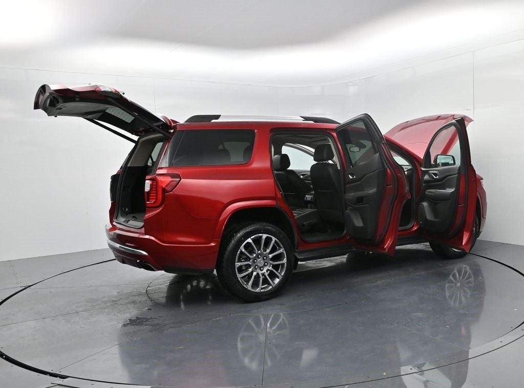 2022 GMC Acadia Denali