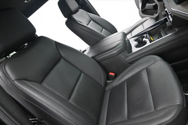 2025 Chevrolet Suburban LT