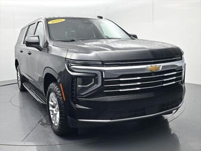 2025 Chevrolet Suburban LT