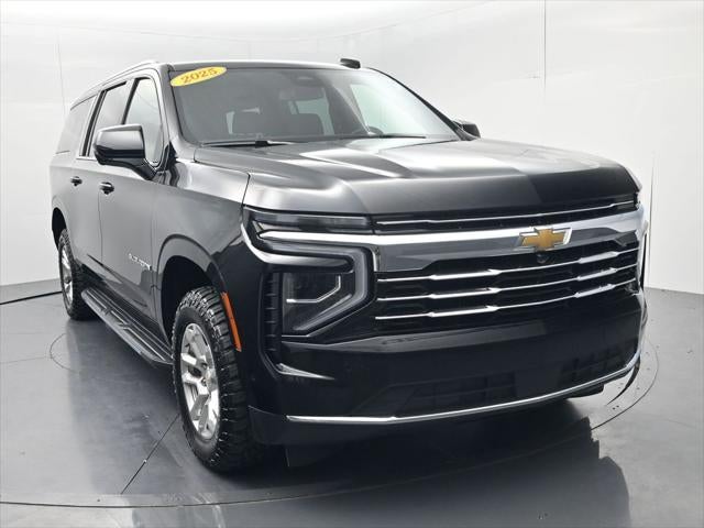 2025 Chevrolet Suburban LT