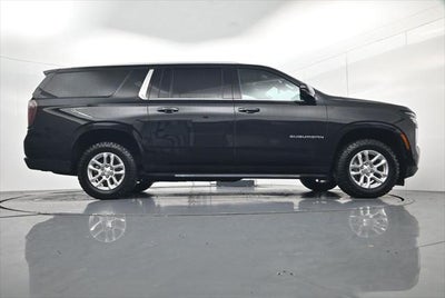 2025 Chevrolet Suburban LT