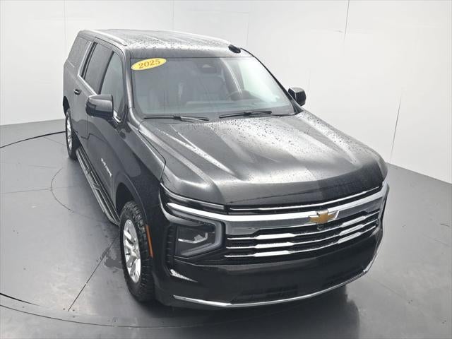 2025 Chevrolet Suburban LT