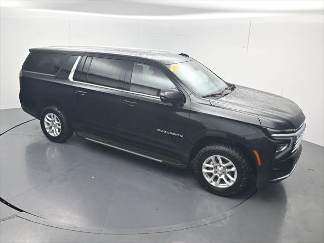2025 Chevrolet Suburban LT