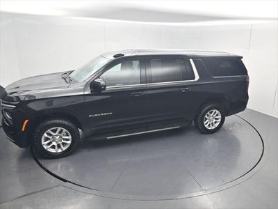 2025 Chevrolet Suburban LT