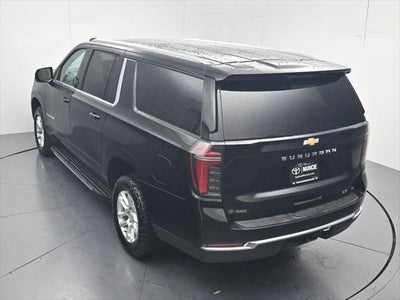 2025 Chevrolet Suburban LT