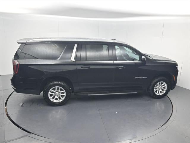 2025 Chevrolet Suburban LT