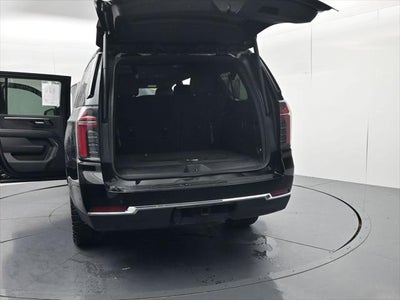 2025 Chevrolet Suburban LT