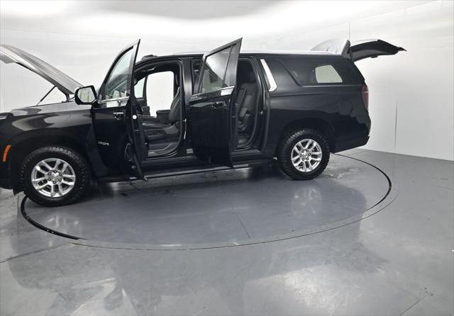 2025 Chevrolet Suburban LT
