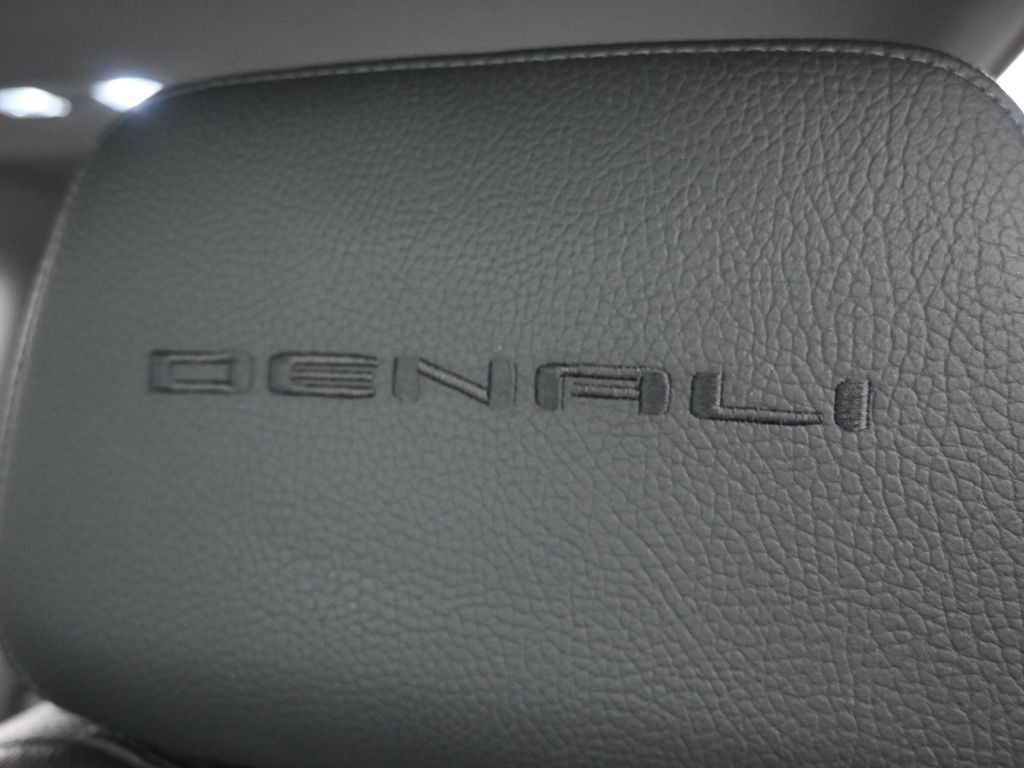 2021 GMC Sierra 2500HD Denali