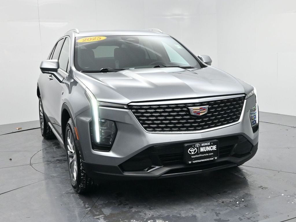 2025 Cadillac XT4 Premium Luxury