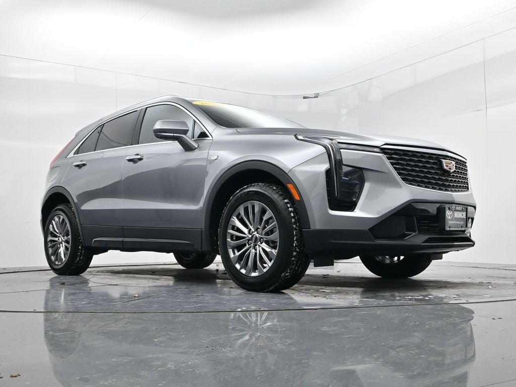 2025 Cadillac XT4 Premium Luxury