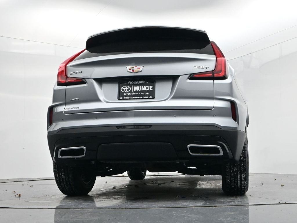 2025 Cadillac XT4 Premium Luxury