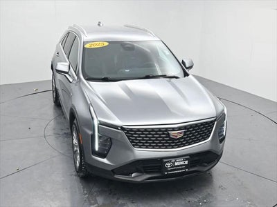 2025 Cadillac XT4 Premium Luxury