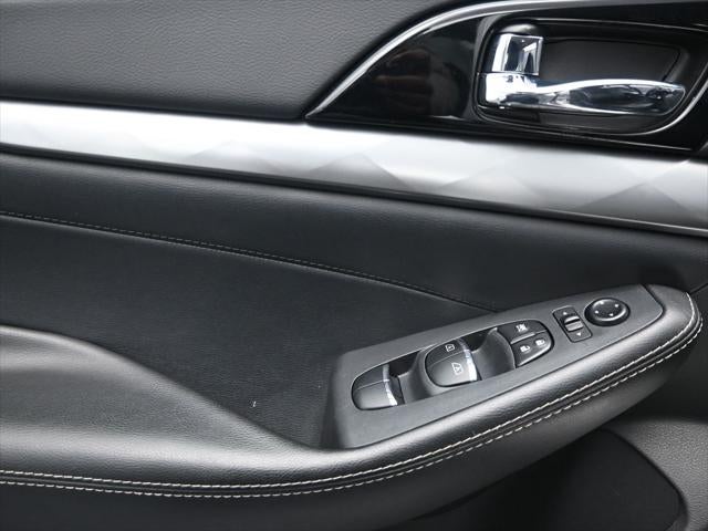 2023 Nissan Maxima SV