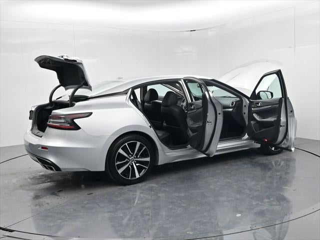 2023 Nissan Maxima SV