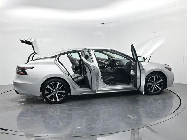 2023 Nissan Maxima SV