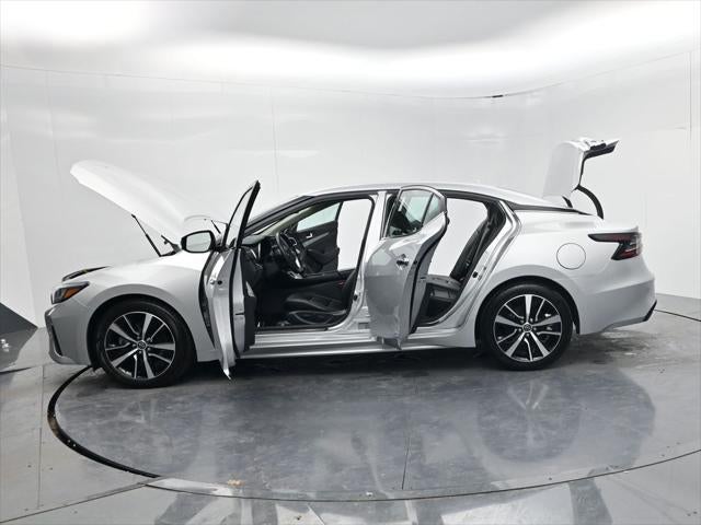 2023 Nissan Maxima SV