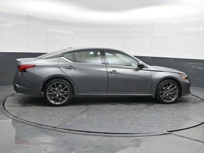 2023 Nissan Altima 2.0 SR