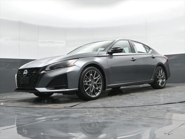 2023 Nissan Altima 2.0 SR
