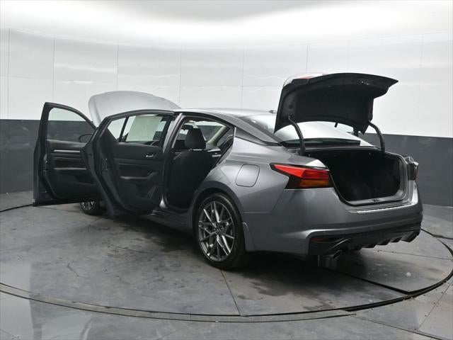 2023 Nissan Altima 2.0 SR