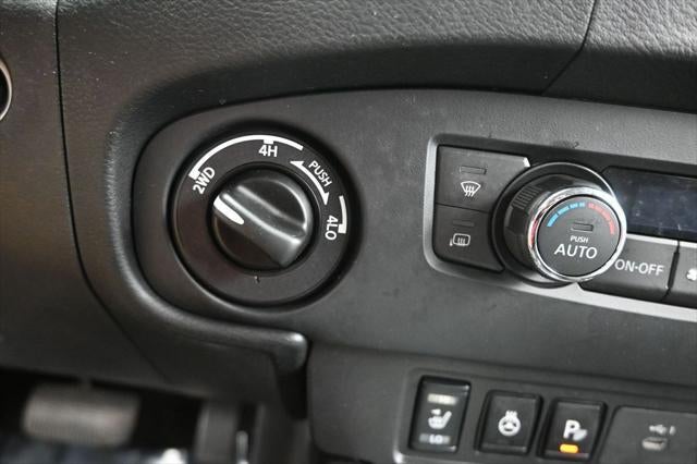 2023 Nissan Frontier SV