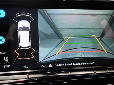 2024 Volkswagen Atlas Cross Sport 2.0T SE w/Technology