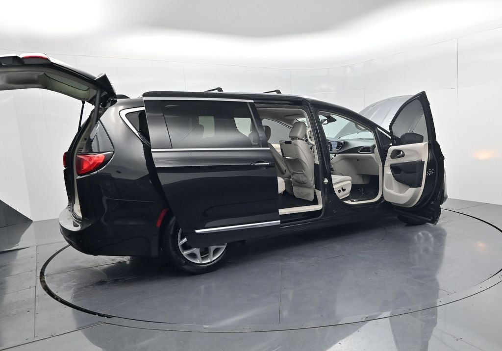 2018 Chrysler Pacifica Touring L Plus