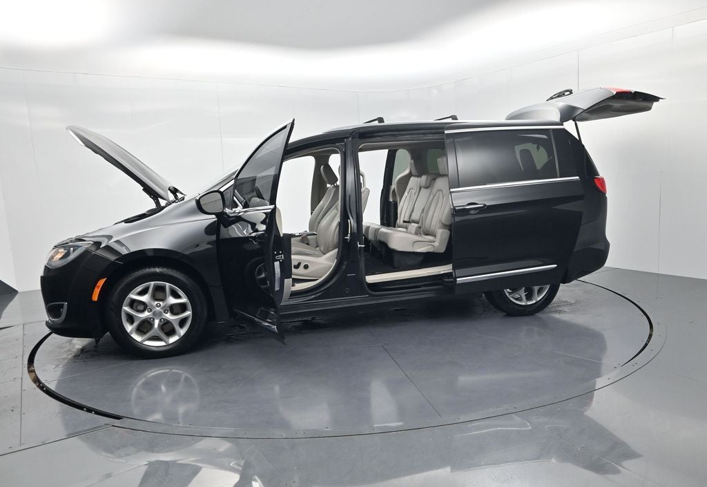 2018 Chrysler Pacifica Touring L Plus