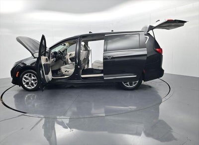 2018 Chrysler Pacifica Touring L Plus