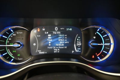 2024 Chrysler Pacifica Hybrid Select