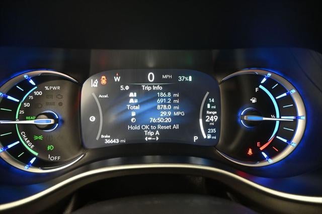 2024 Chrysler Pacifica Hybrid Select