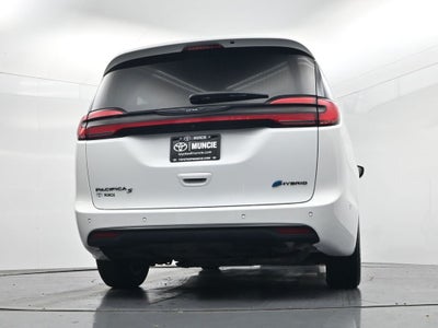 2024 Chrysler Pacifica Hybrid Select S Appearance